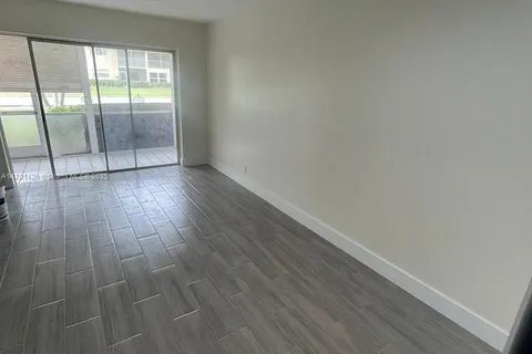 9851 Sandalfoot Blvd # 208, Boca Raton FL 33428