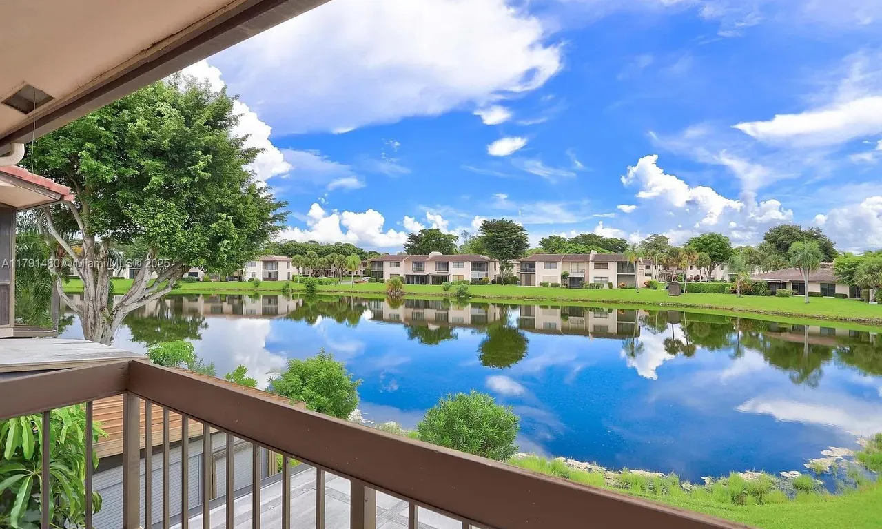21338 Juego Cir # 11C, Boca Raton FL 33433
