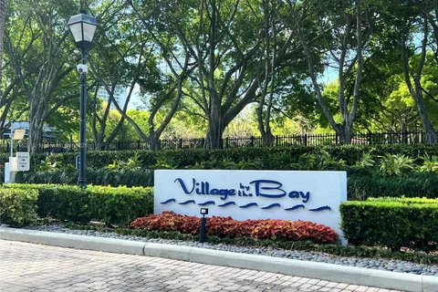 3115 NE 184th St # 4303, Aventura FL 33160