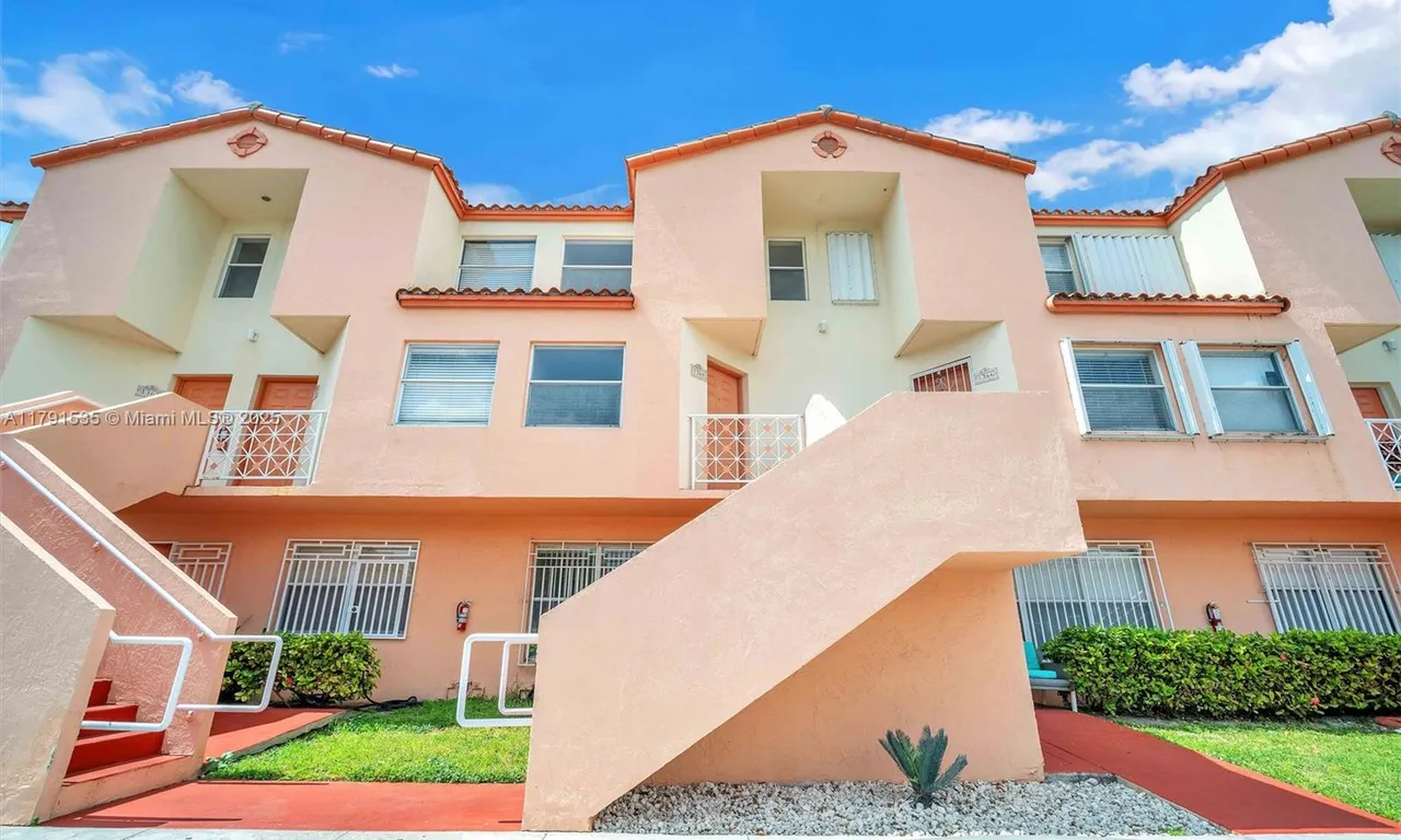1364 NW 24th Ave # 1364, Miami FL 33125