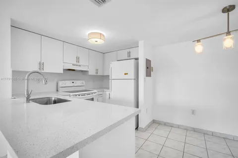 1364 NW 24th Ave # 1364, Miami FL 33125