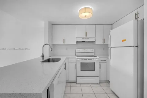 1364 NW 24th Ave # 1364, Miami FL 33125