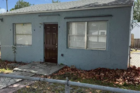 100 NW 1st Ave # 100, Hallandale Beach FL 33009