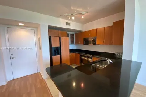 2775 NE 187th St # 311, Aventura FL 33180