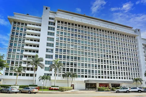 700 Biltmore Way # 212, Coral Gables FL 33134
