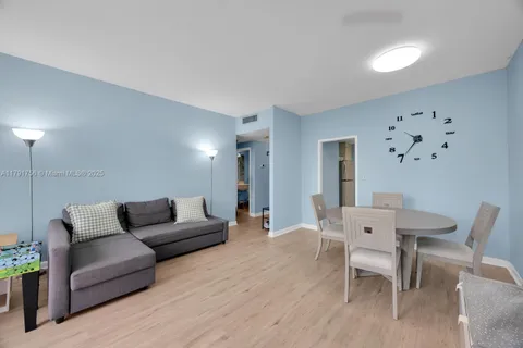 700 Biltmore Way # 212, Coral Gables FL 33134
