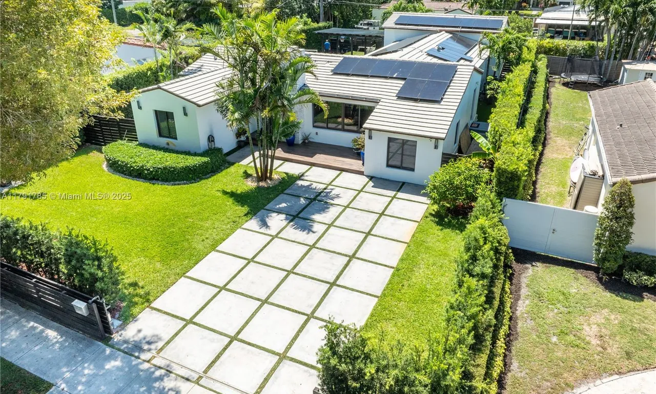 766 NE 96th St, Miami Shores FL 33138