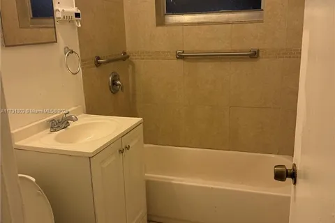 6960 NW 6th Ct # 6962, Miami FL 33150
