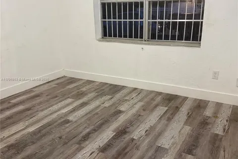 6960 NW 6th Ct # 6962, Miami FL 33150