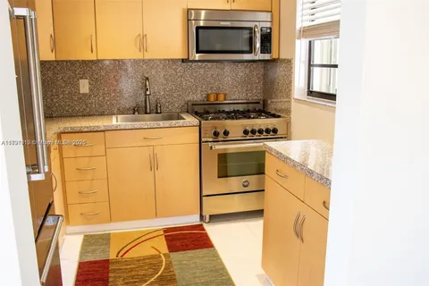 13020 SW 92nd Ave # A204, Miami FL 33176