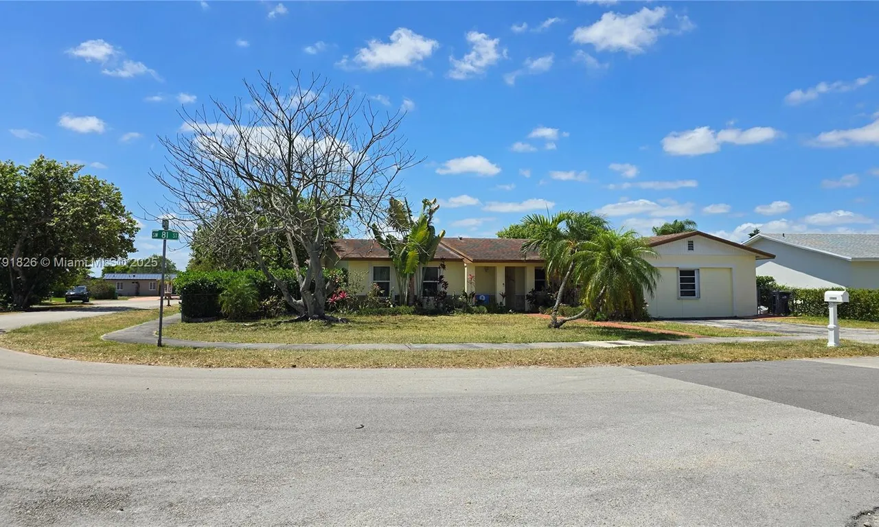 12900 SW 81st St, Kendall FL 33183
