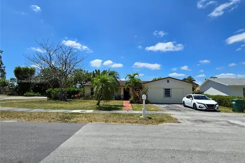 12900 SW 81st St, Kendall FL 33183