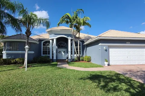 13955 NW 22nd Ct, Pembroke Pines FL 33028