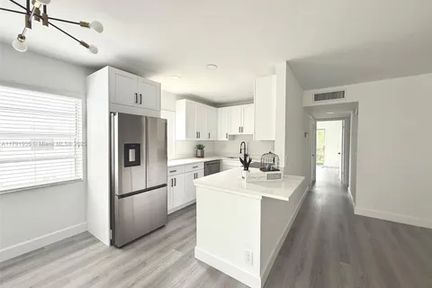 521 Normandy K # 521, Delray Beach FL 33484