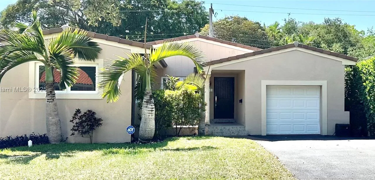 814 Capri St, Coral Gables FL 33134