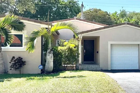 814 Capri St, Coral Gables FL 33134