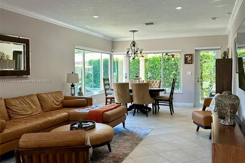 814 Capri St, Coral Gables FL 33134