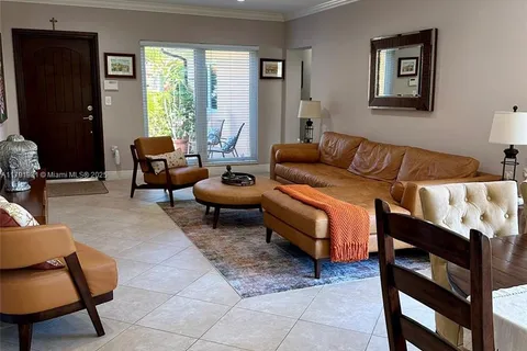 814 Capri St, Coral Gables FL 33134