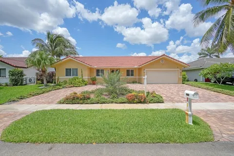 19720 SW 79th Ct, Cutler Bay FL 33189