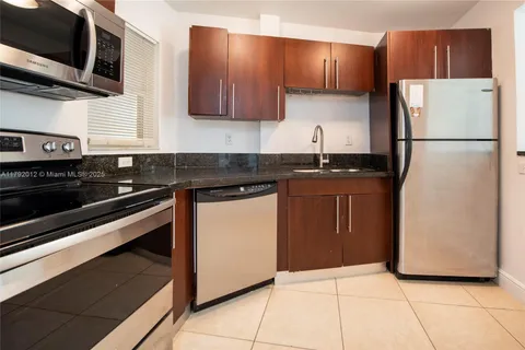4147 Stirling Rd # 205, Dania Beach FL 33314