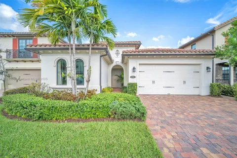 1291 SW 113th Way, Pembroke Pines FL 33025