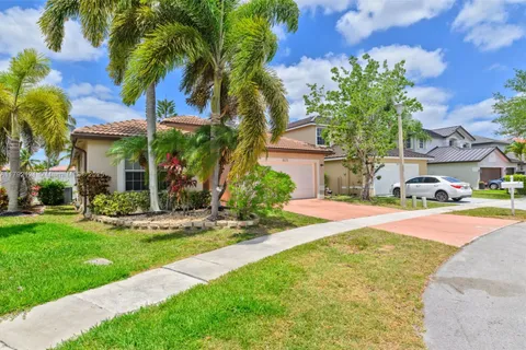 18271 SW 27th St, Miramar FL 33029