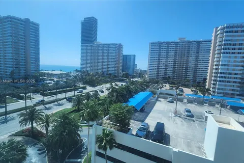 1945 S Ocean Dr # 702, Hallandale Beach FL 33009