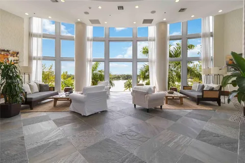 2641 N Flamingo Rd # 405N, Sunrise FL 33323