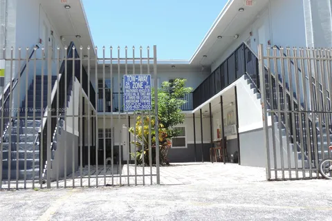 3615 Thomas Ave # 11, Miami FL 33133