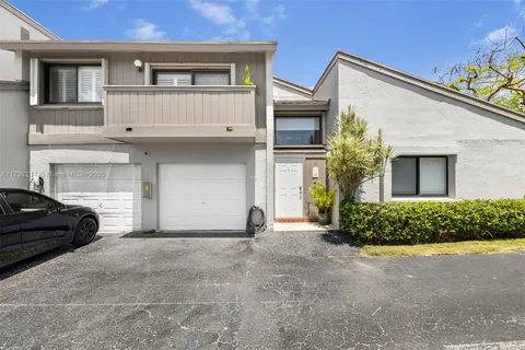 10761 SW 113th Pl # 102D, Miami FL 33176