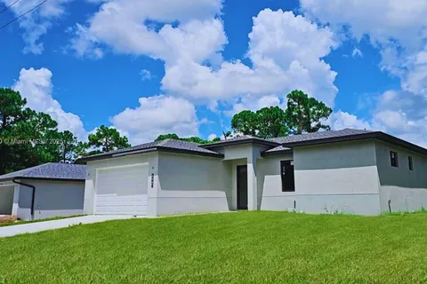 2713 56th st w, Lehigh Acres FL 33971