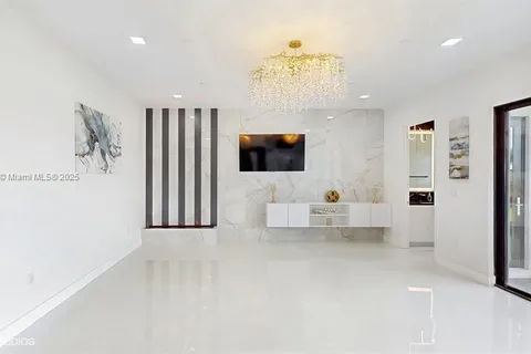 8350 Royal County Down Rd, Boca Raton FL 33434