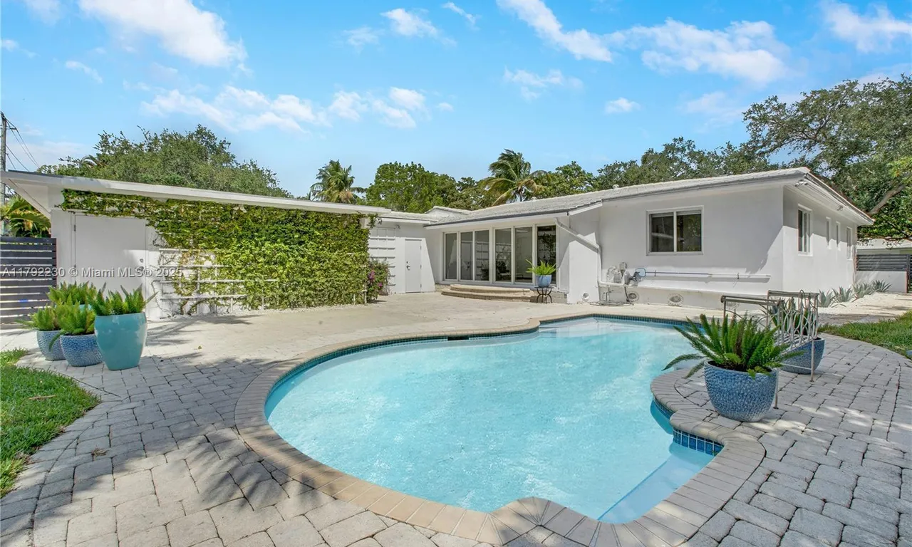 102 NE 94th St, Miami Shores FL 33138