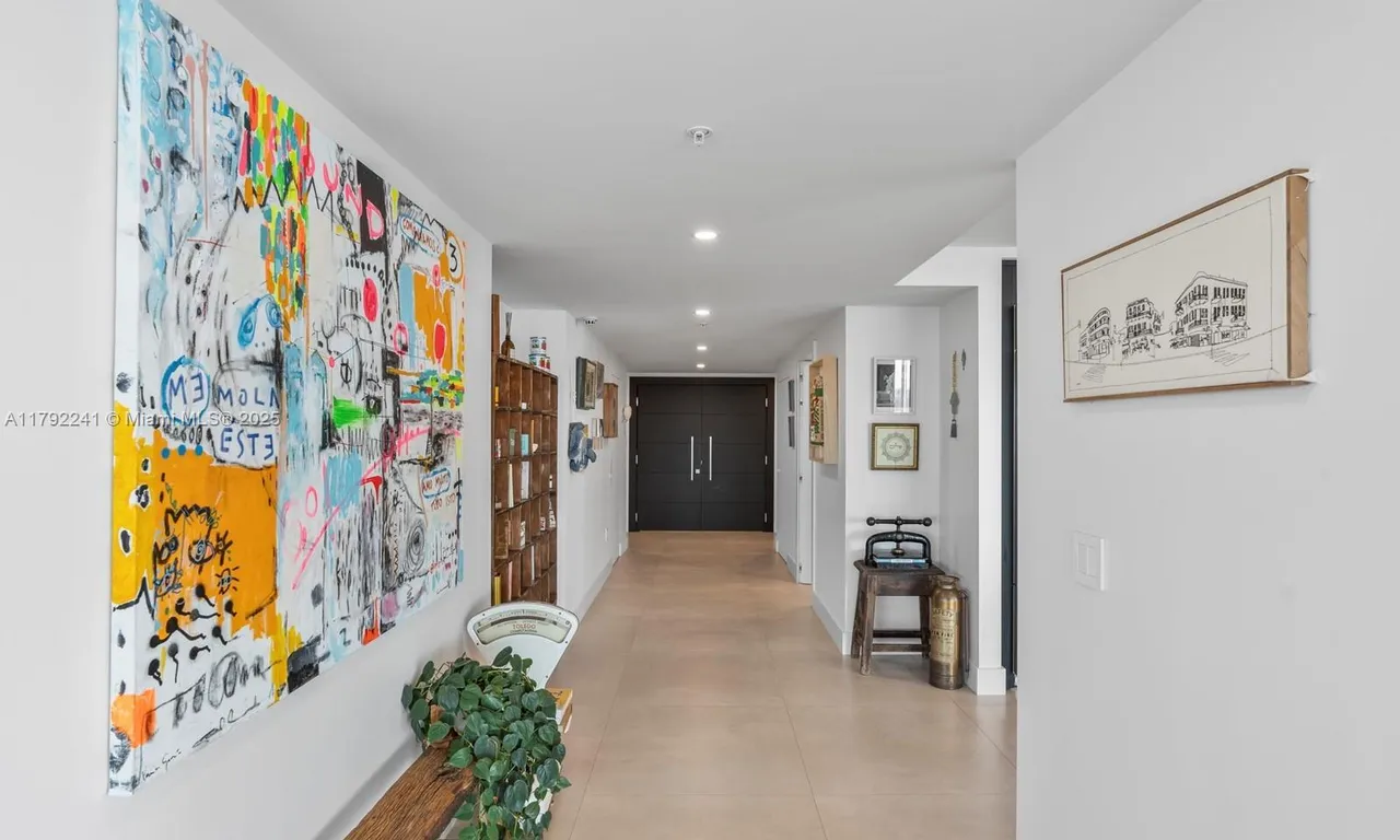 3370 Hidden Bay Dr # 2900, Aventura FL 33180