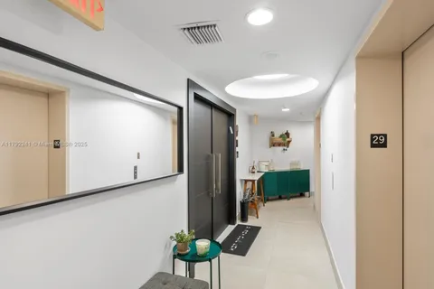 3370 Hidden Bay Dr # 2900, Aventura FL 33180