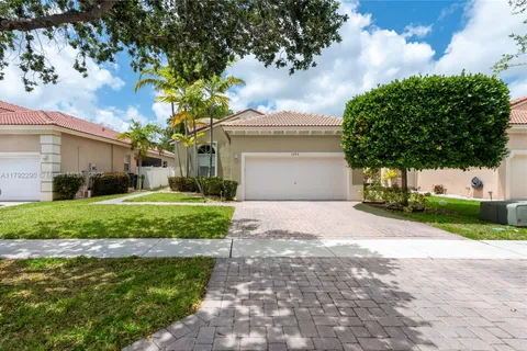 1640 NE 37th Ave, Homestead FL 33033