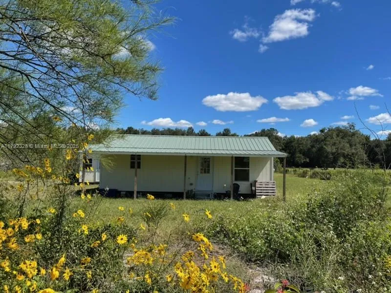 3725 SW 162 St, Gainesville FL 32618