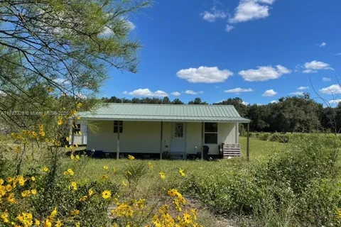 3725 SW 162 St, Gainesville FL 32618
