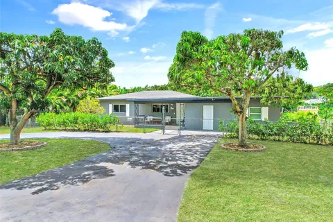 13320 N Miami Ave, Miami FL 33168