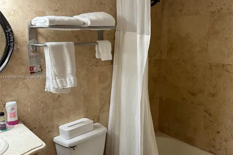19201 Collins Ave # 831, Sunny Isles Beach FL 33160