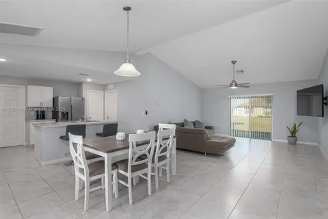 1808 NE 7th ave, Cape Coral FL 33909