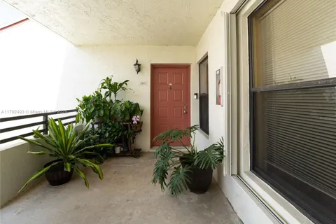 1100 N Hiatus Rd # 1100, Pembroke Pines FL 33026