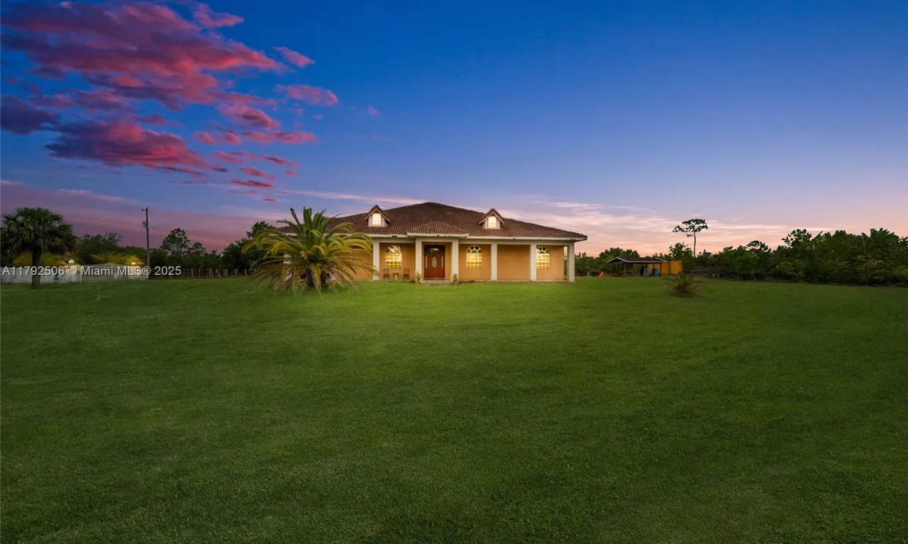 687 Montura Ave, Clewiston FL 33440