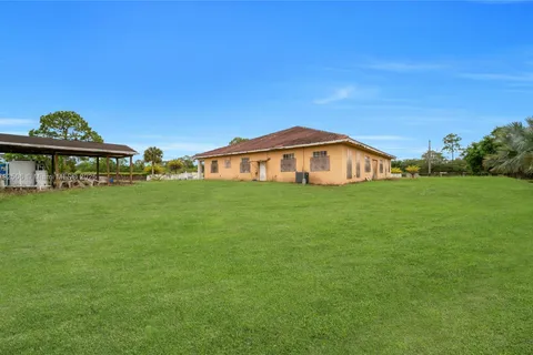 687 Montura Ave, Clewiston FL 33440