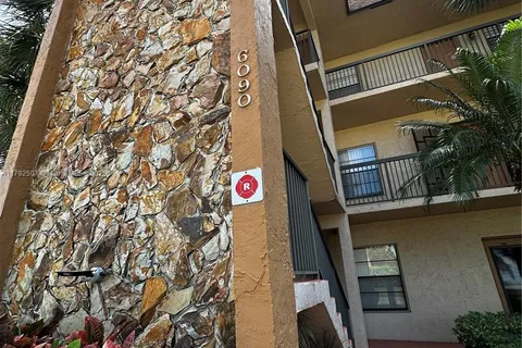 6090 N Sabal Palm Blvd # 103, Tamarac FL 33319