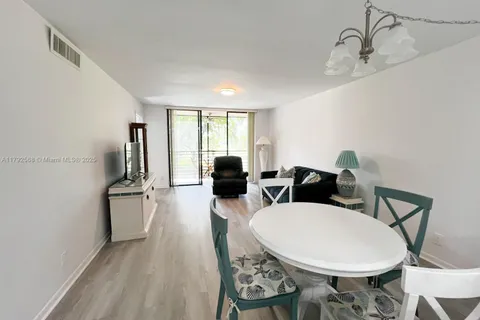 7950 W Mcnab Rd # 222, Tamarac FL 33321