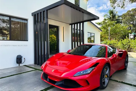 927 SW 18th Ave, Miami FL 33135