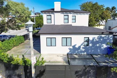 927 SW 18th Ave, Miami FL 33135