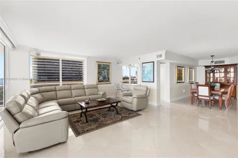 8855 Collins Ave # 8J, Surfside FL 33154