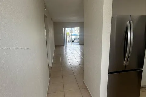 6850 W 16th Dr # 119, Hialeah FL 33014
